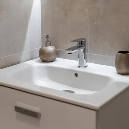Z Tarasem 405 Sauna & Jacuzzi Apartment