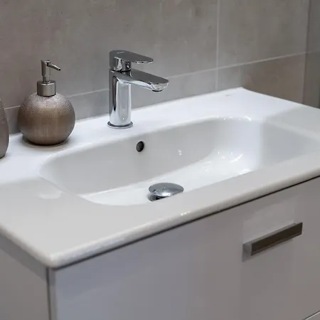 Z Tarasem 405 Sauna & Jacuzzi Apartment